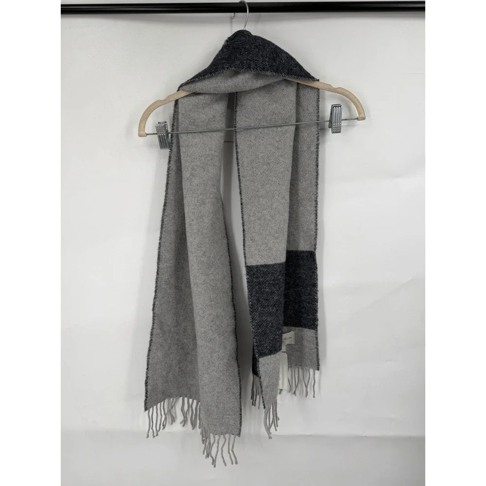 NEW 100% Wool Italy Scarf 11X70